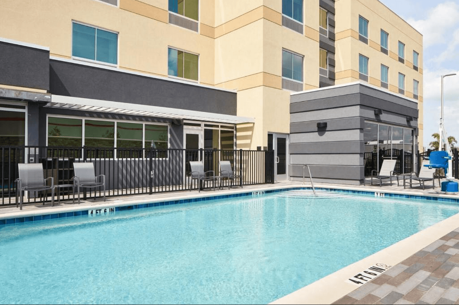 Fairfield by Marriott Inn & Suites Orlando at Millenia photo 3