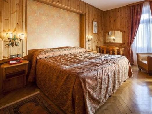 Hotel Corona photo 4