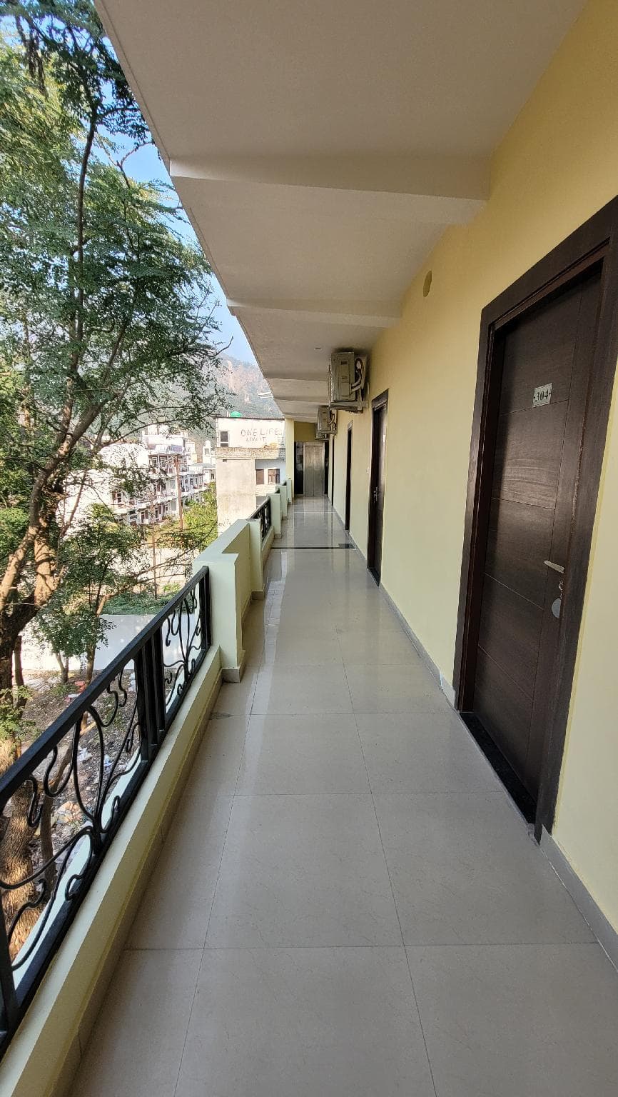 Hotel Keshav Nandan - By The Shivaay photo 4