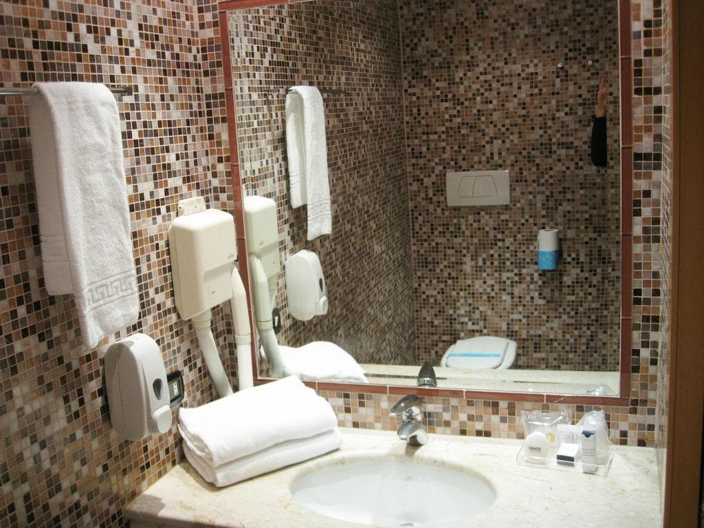 Aphrodite Hotel photo 3