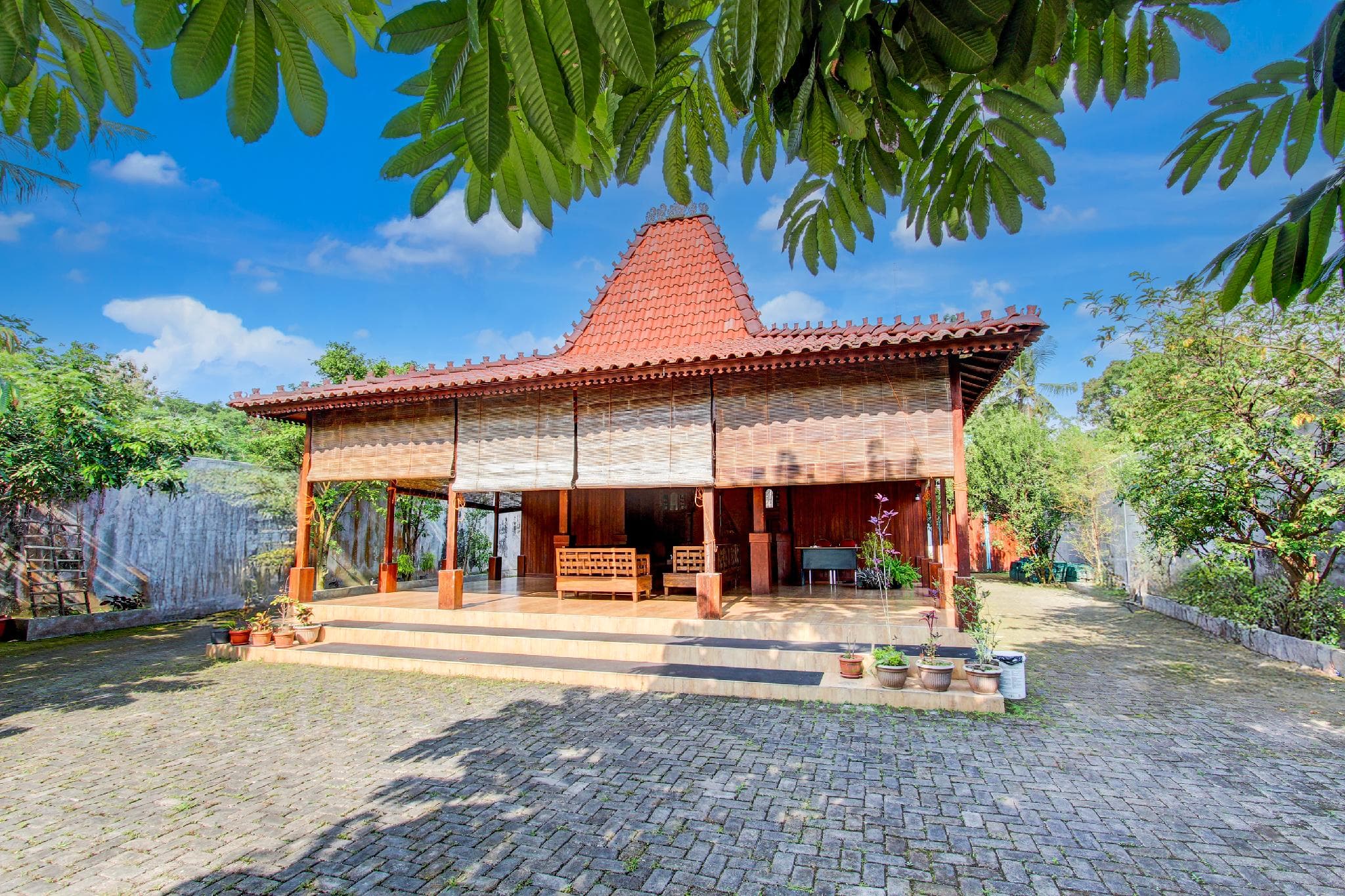 Capital O 93842 Jowo Segoro ResortNearPantai Sepanjang
