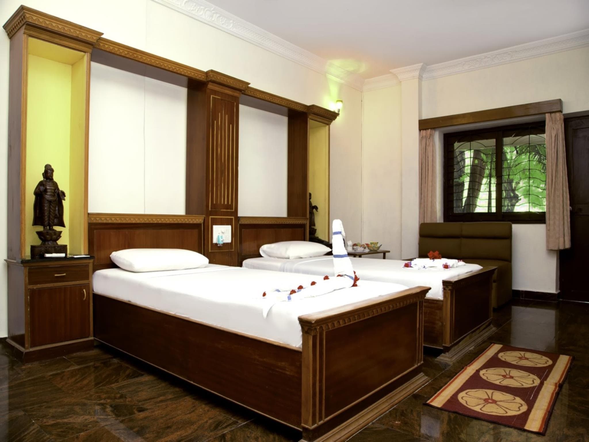 Hotel Sea Breeze at Mahabalipuram photo 2