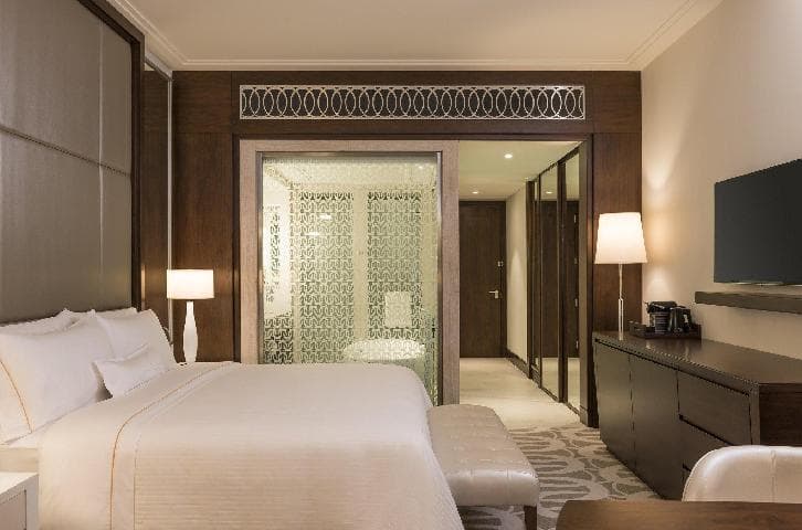 Hilton Dubai Al Habtoor City photo 2