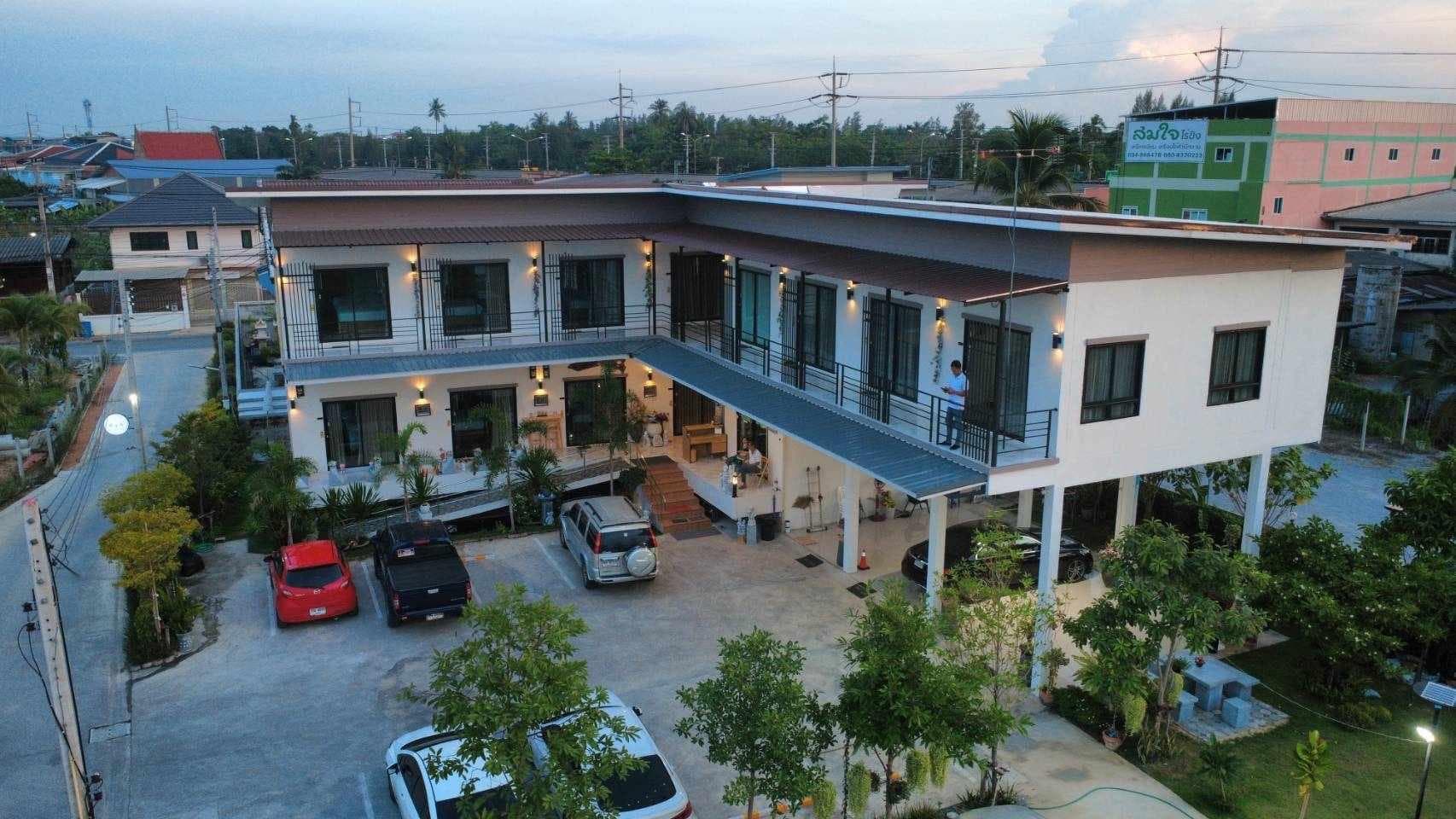 Tonkhing House