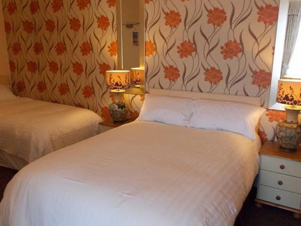 Maples Hotel photo 5