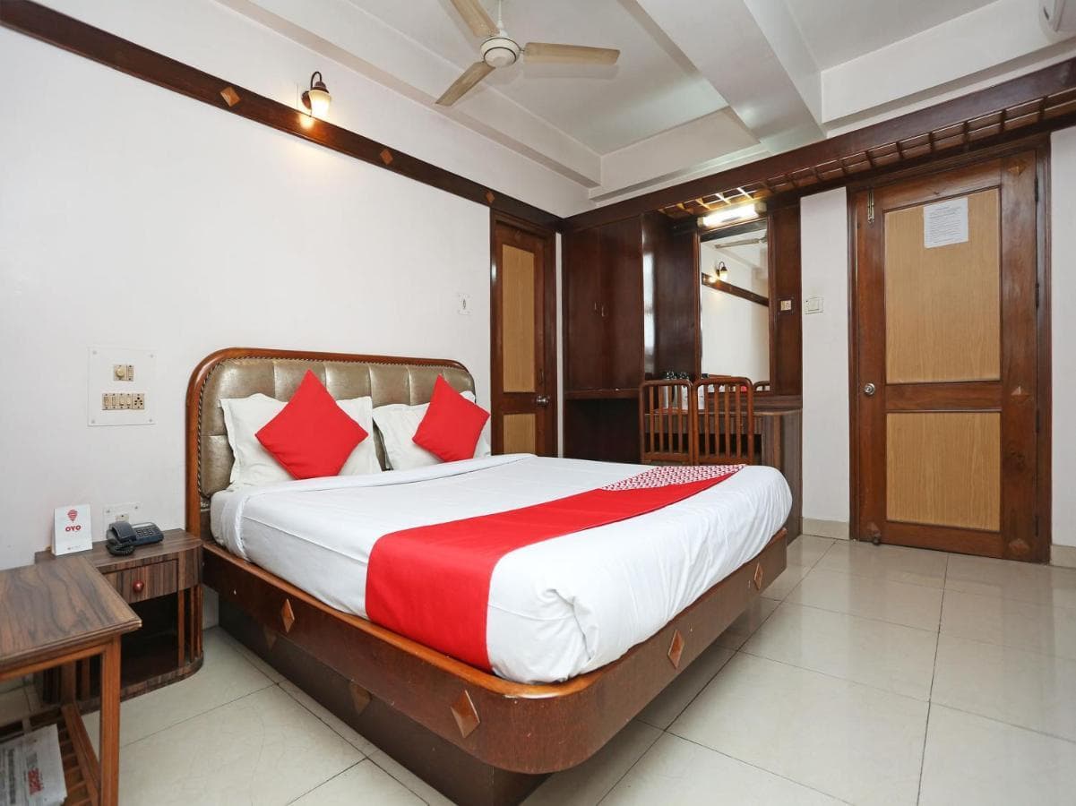 Hotel Amrit Regency photo 2