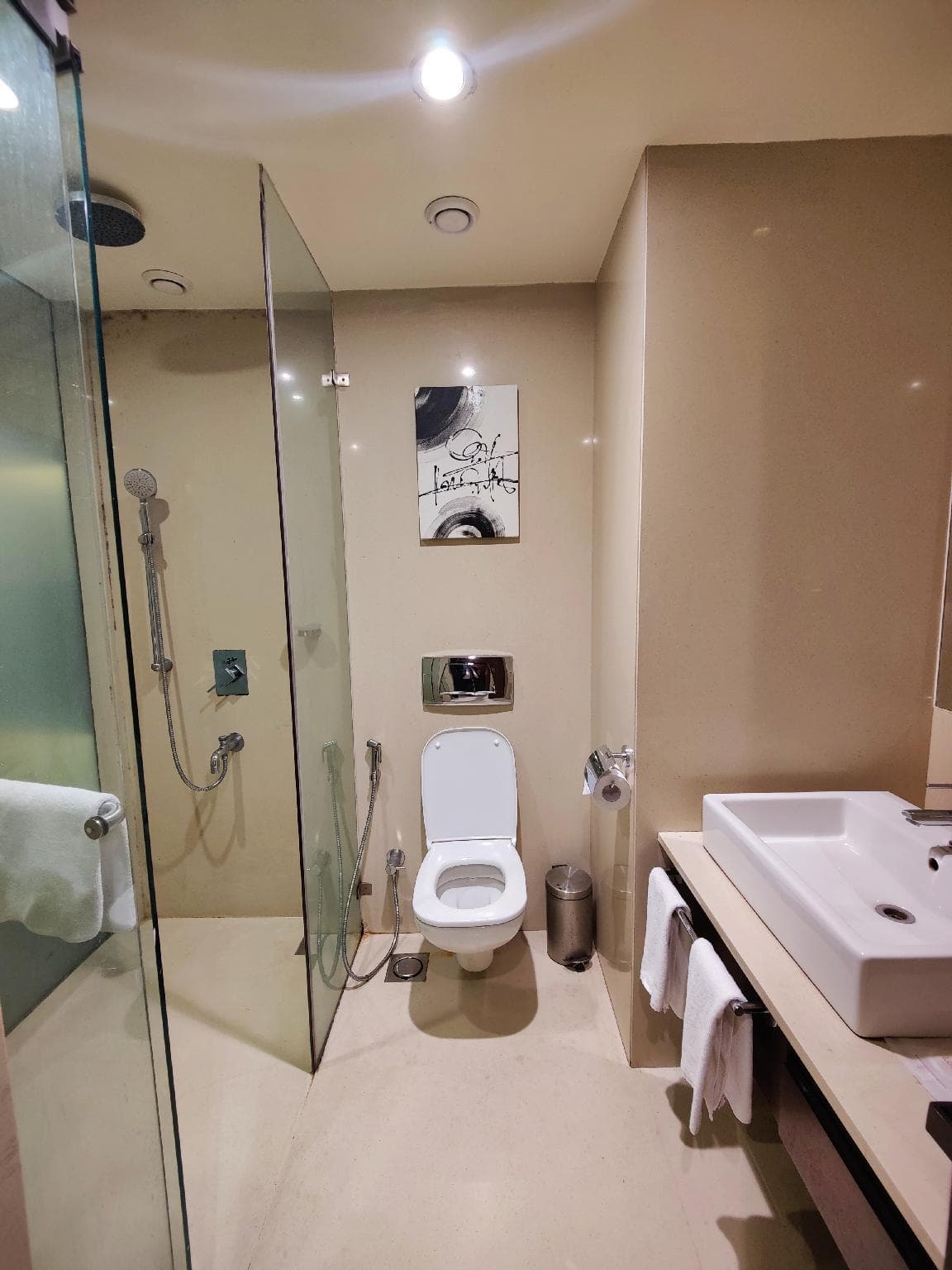 Regenta Central Grand Exotica photo 2