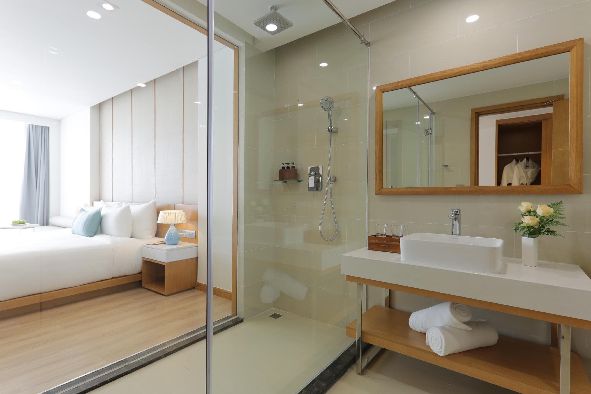 TMS Hotel Da Nang Beach photo 4
