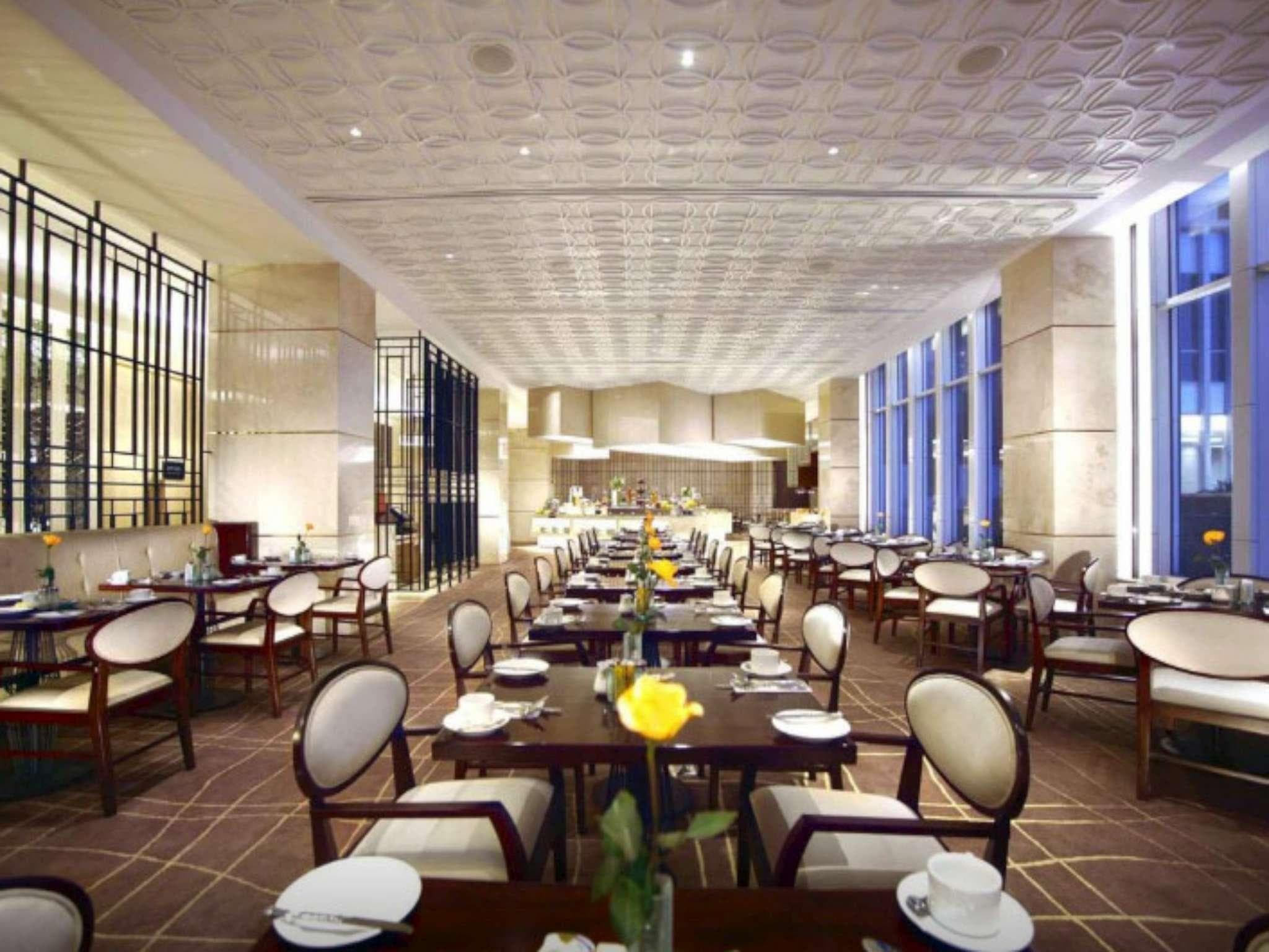 The Grove Suites by GRAND ASTON photo 5