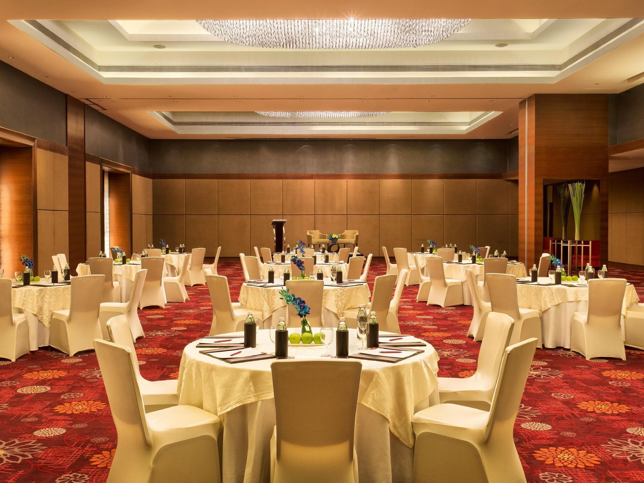 Crowne Plaza Ahmedabad City Centre By IHG photo 4