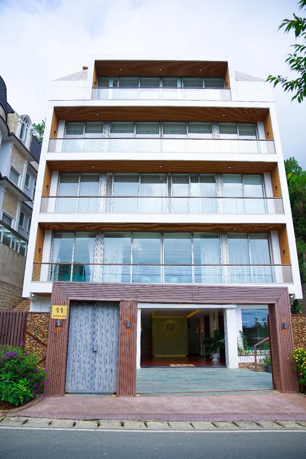 Samten Hills Boutique Villa