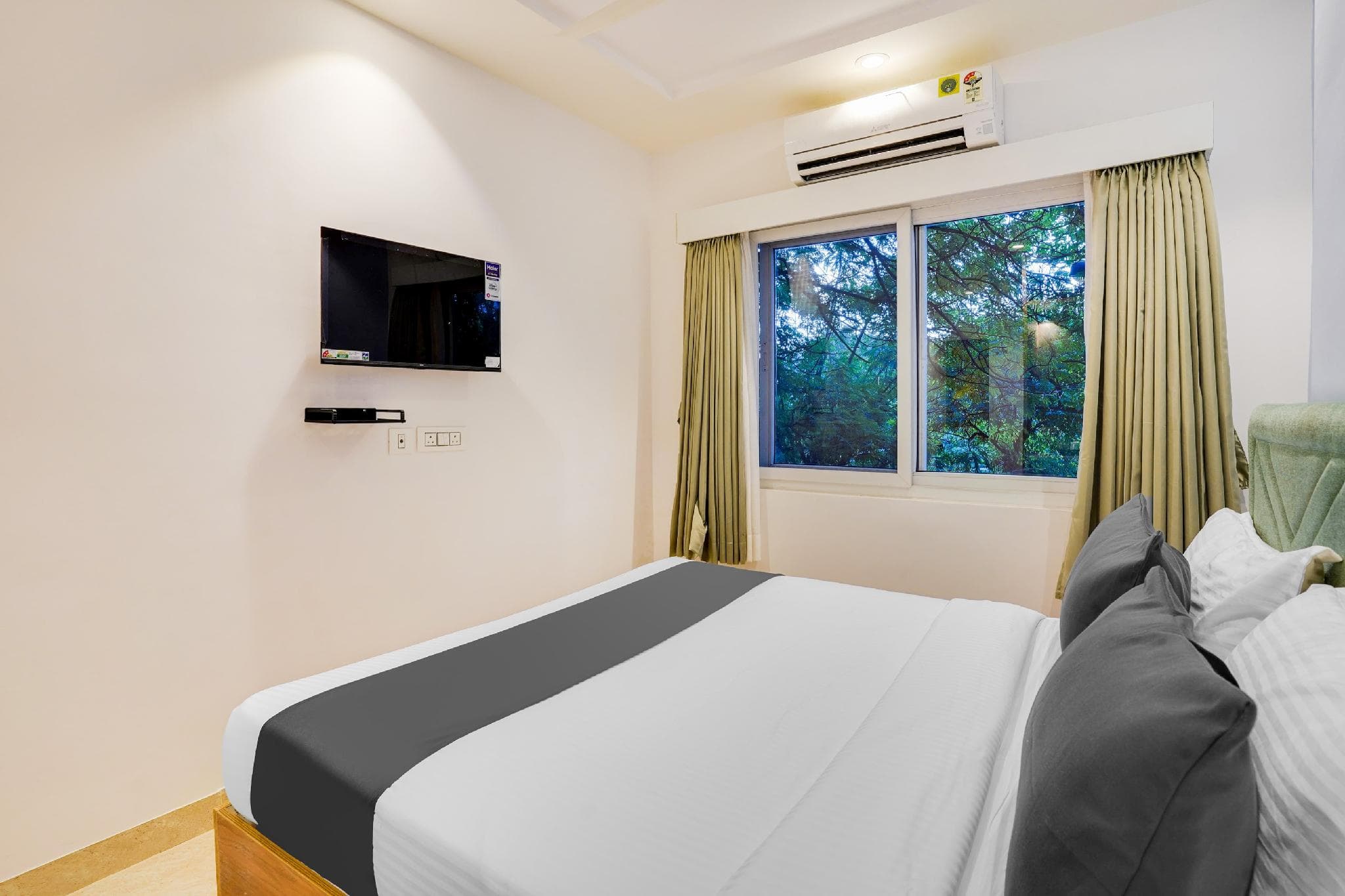 Super Townhouse ITPL Near Prestige Shanti Niketan photo 2