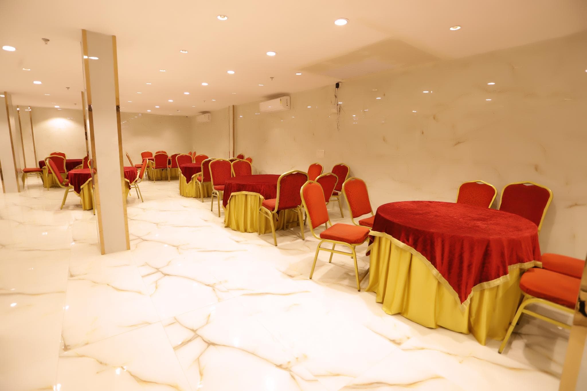 THE ROYAL VILLA - Noida Sector 70 photo 5