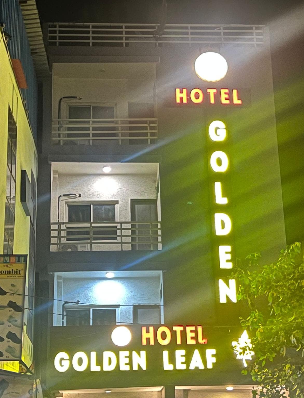 HOTEL GOLDEN LEAF photo 5