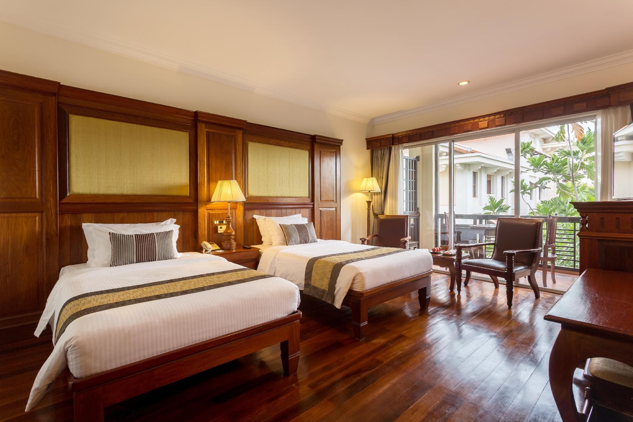 Empress Angkor Resort & Spa photo 2