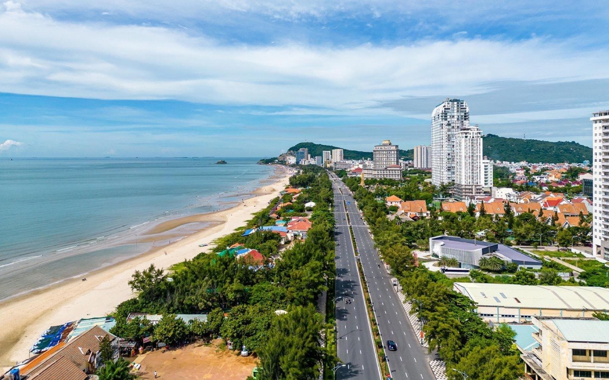 Bắp’s Sea View Apartment in CSJ Tower photo 4