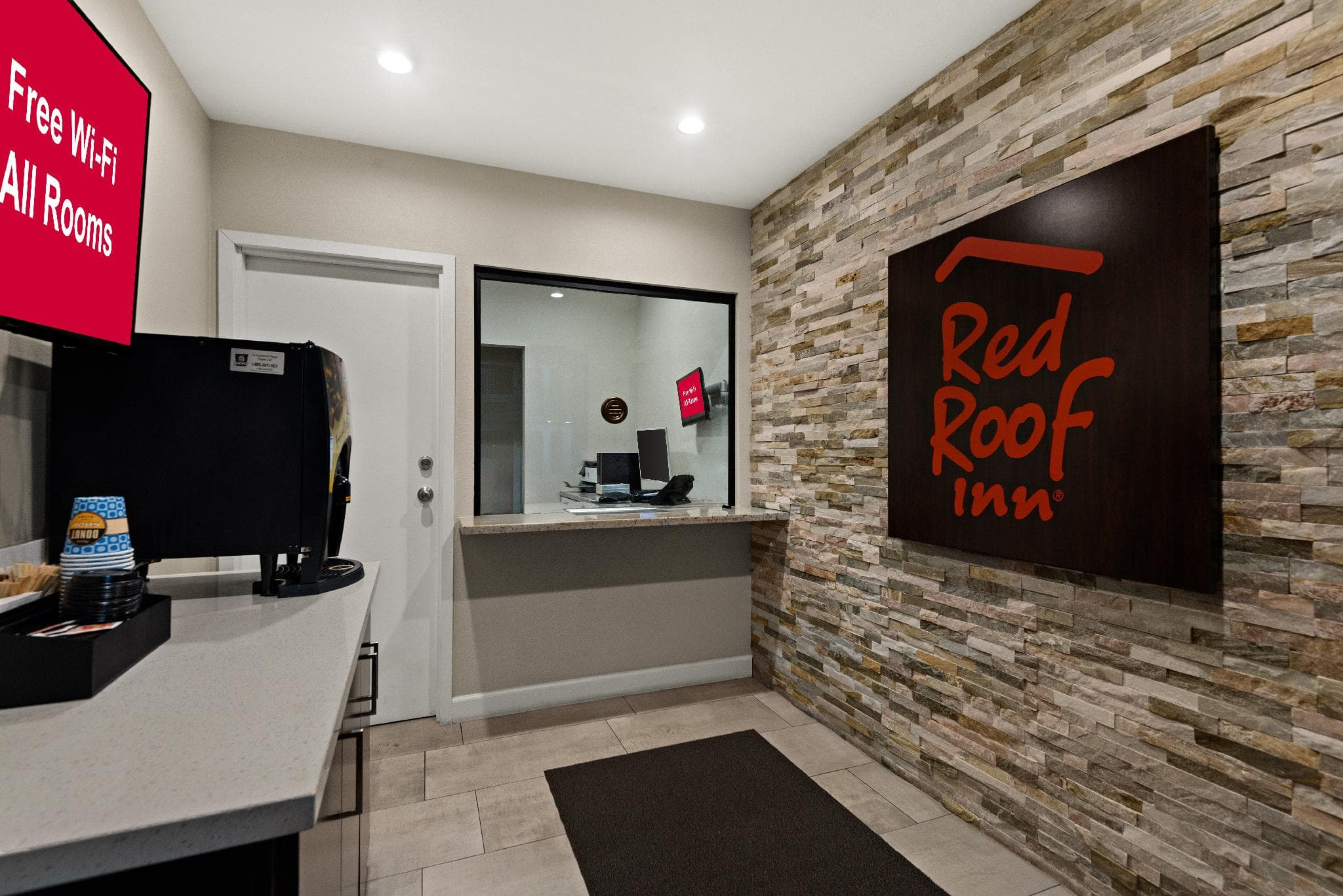Red Roof Inn Carson - Wilmington, CA photo 5