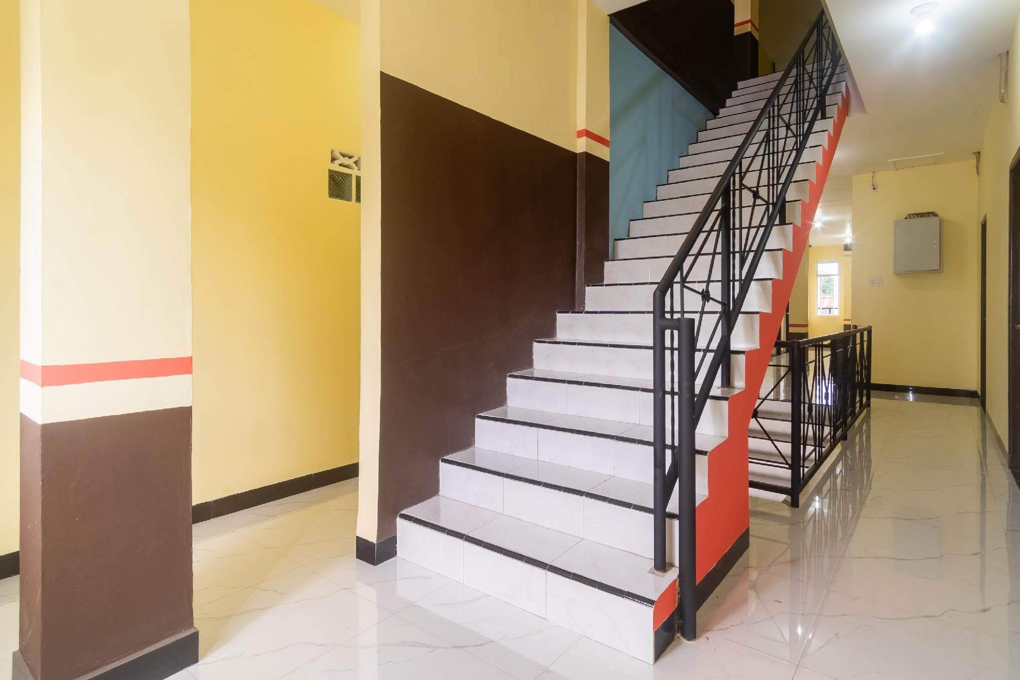 RedDoorz Plus @ Sempurna Inn Medan photo 3