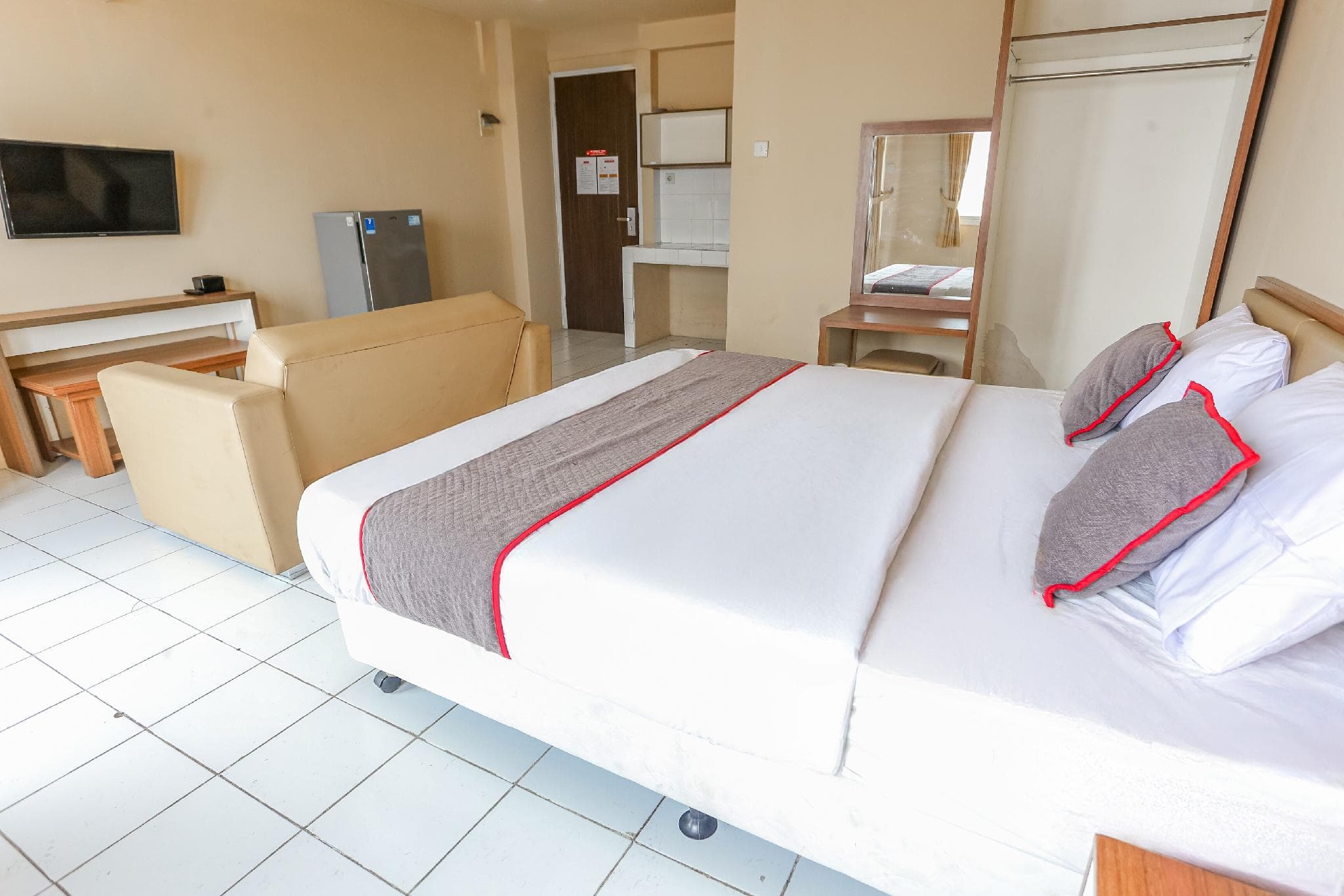Collection O Serviced Apartmen Mutiara Kota photo 2