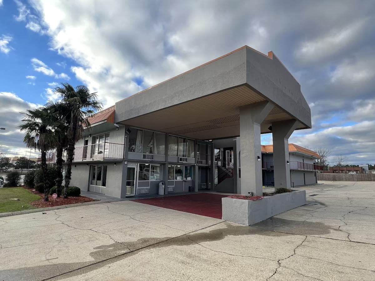 Western Motel By Hattiesburg