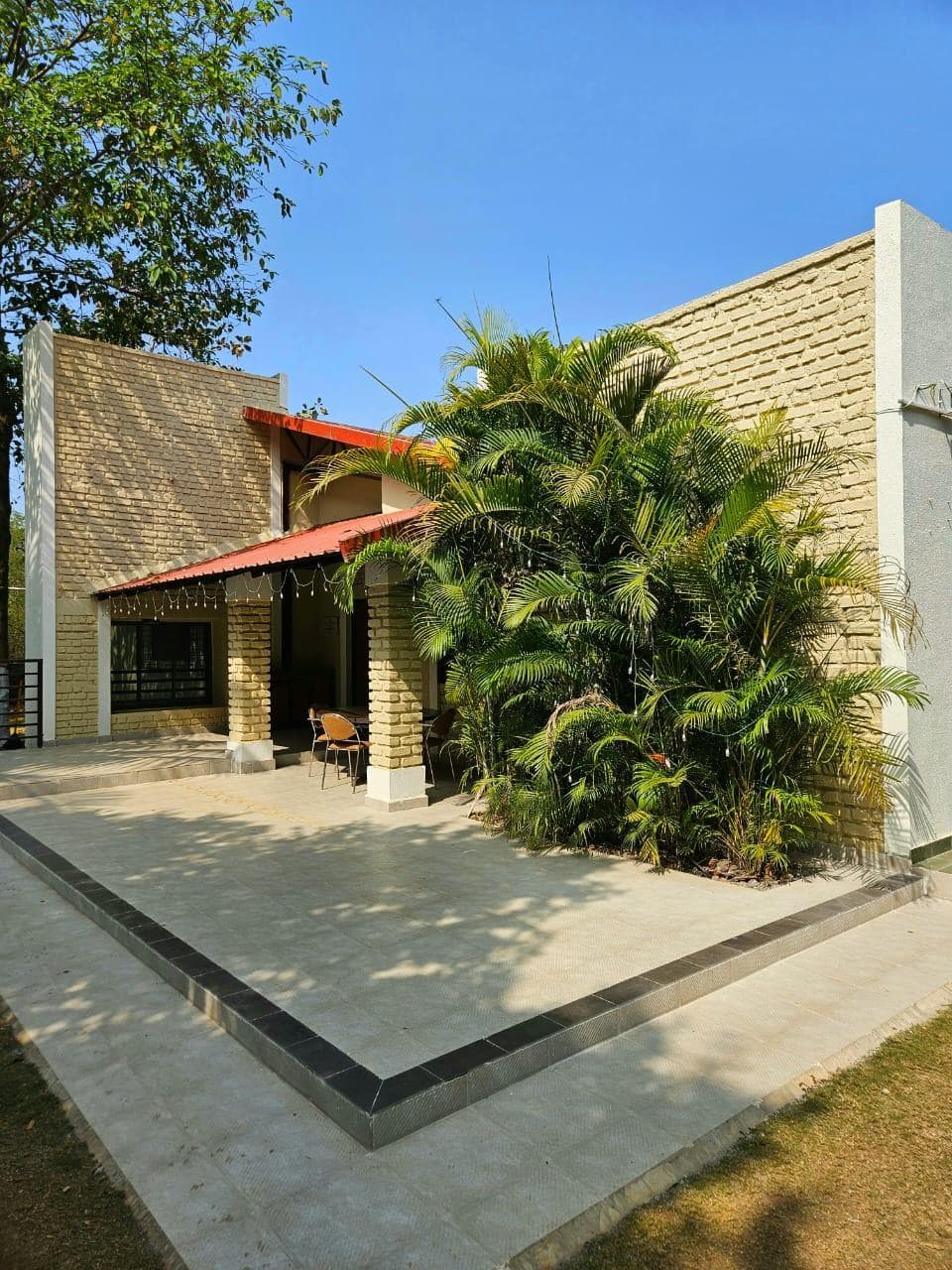 Tiki Farms – Polynesian Boutique Resort, Karjat