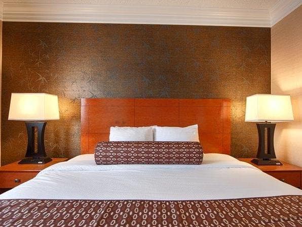 Best Western The Inn at Rochester Airport photo 2