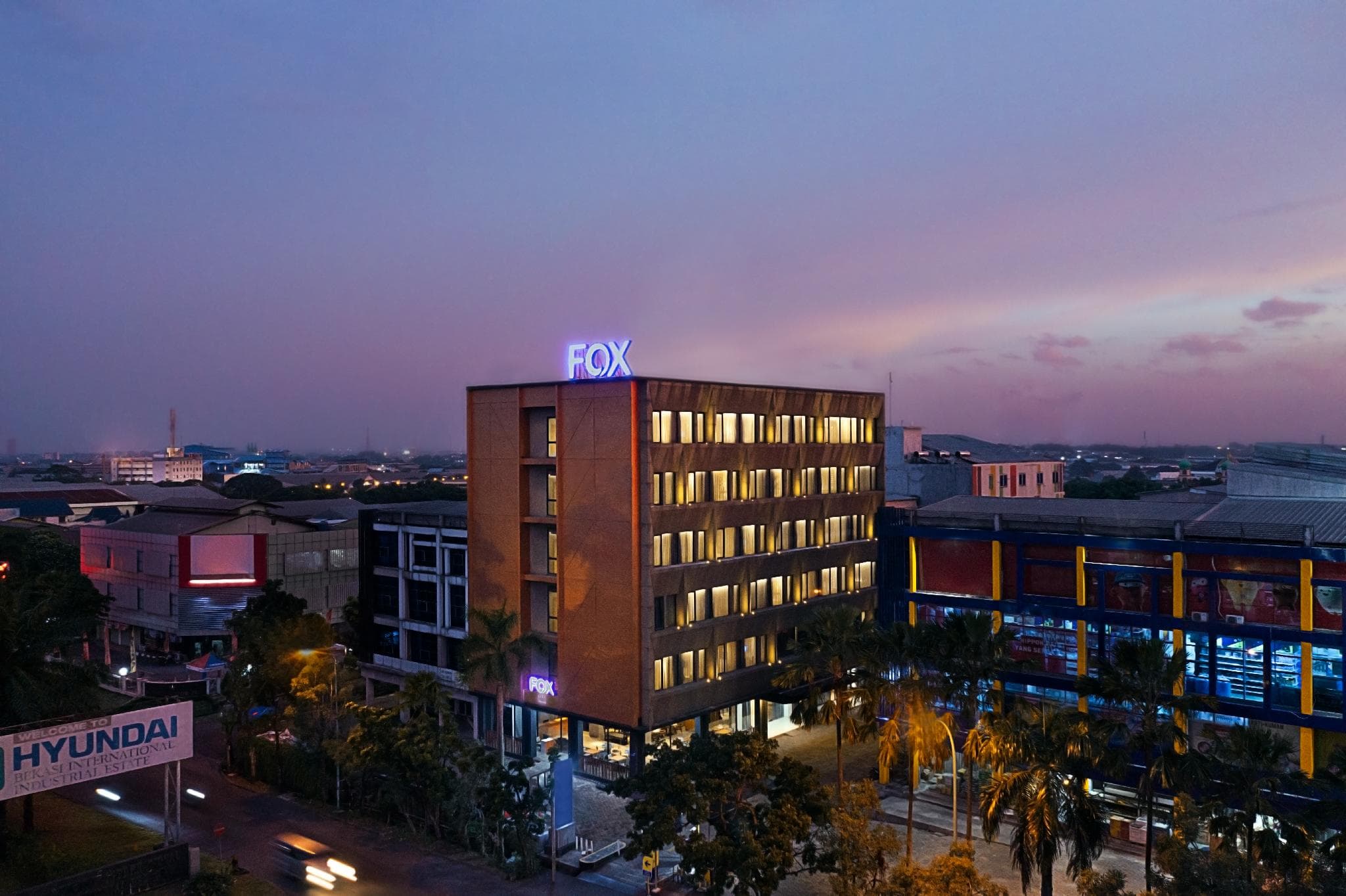FOX Lite Hotel Cikarang photo 4