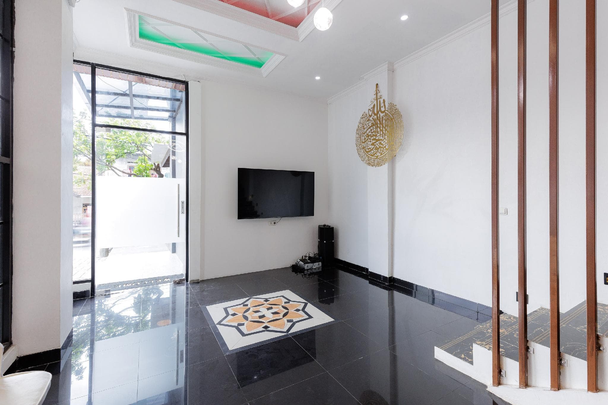 Urbanview Hotel Amira Syariah Bogor photo 4
