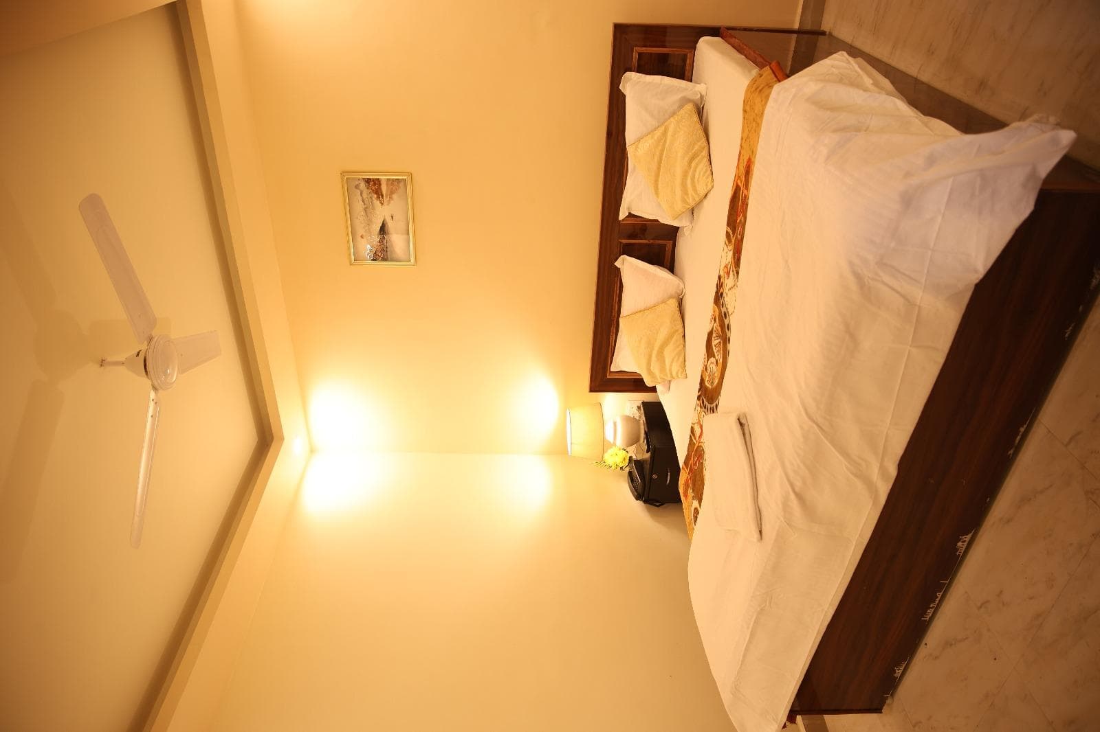 HOTEL KALPANA photo 4