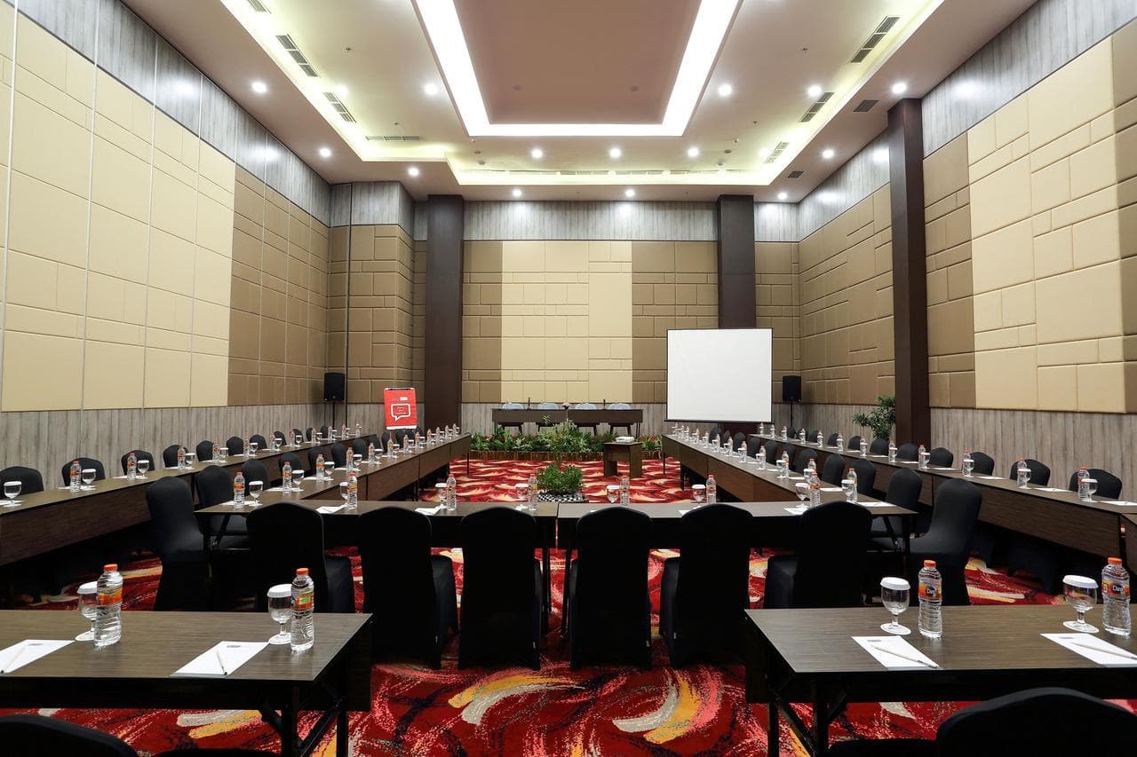 BiglandOtel Sentul Suites & Convention photo 5