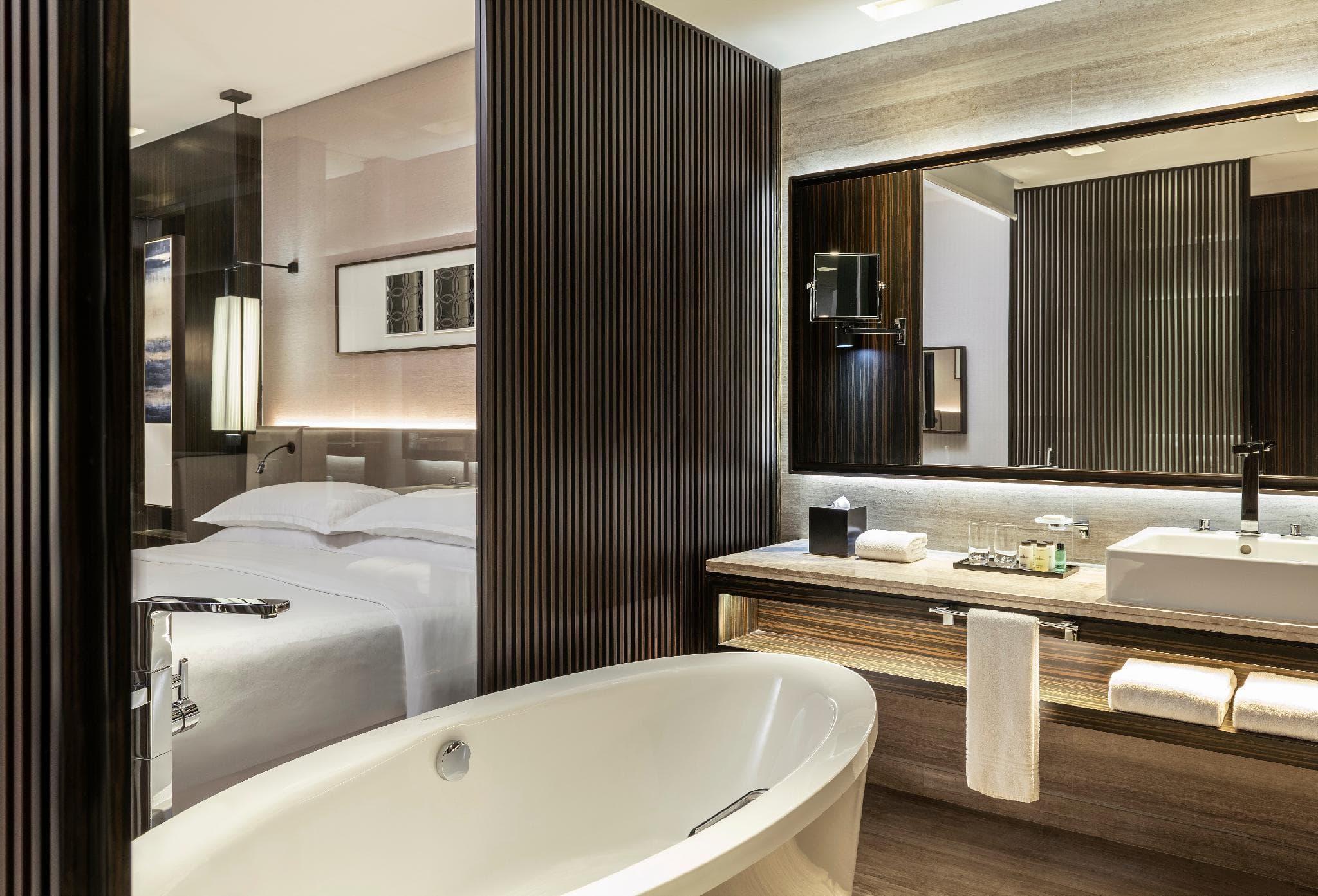 Sheraton Grand Hotel, Dubai photo 2