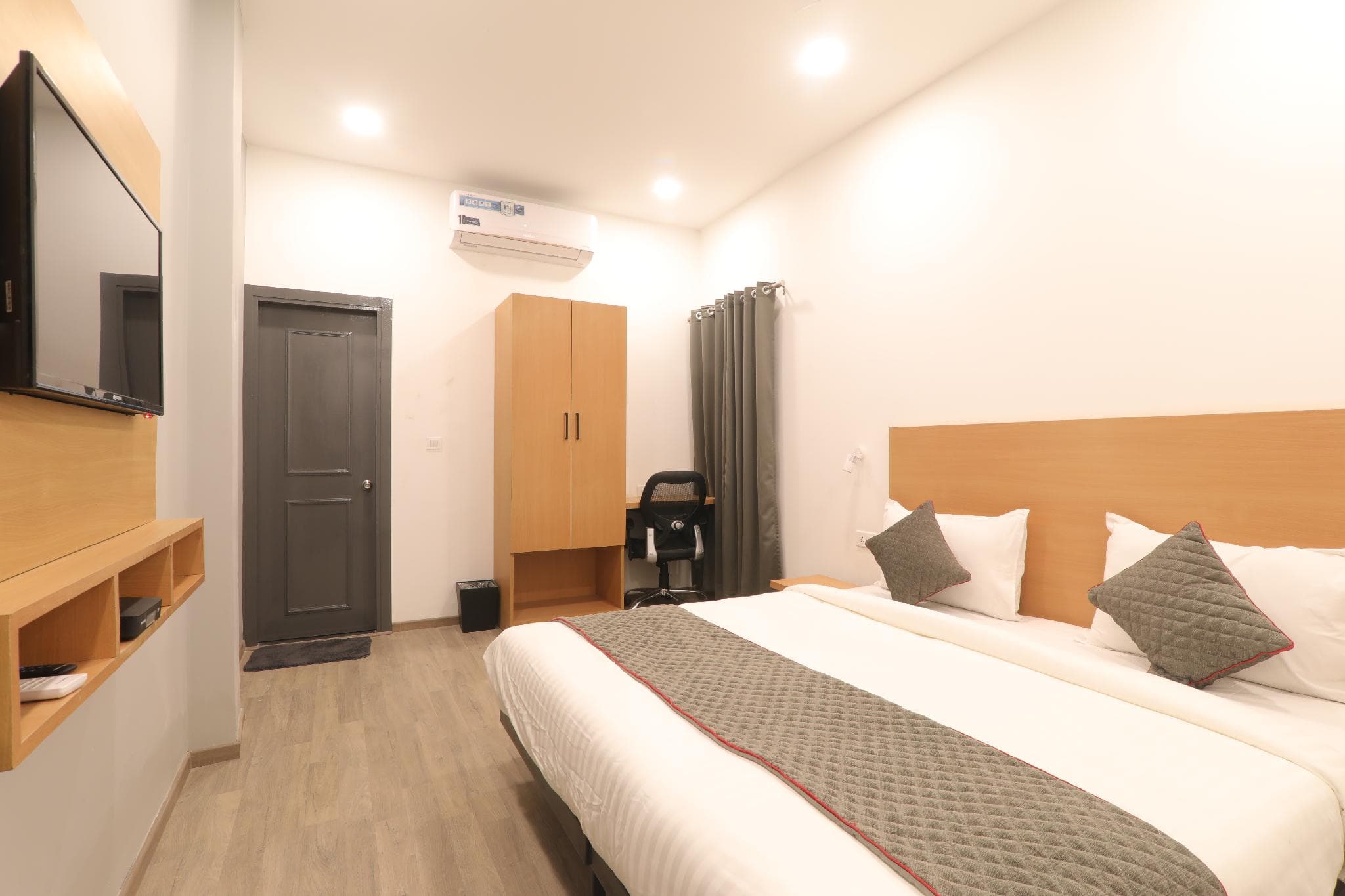Hotel BSA INN photo 2