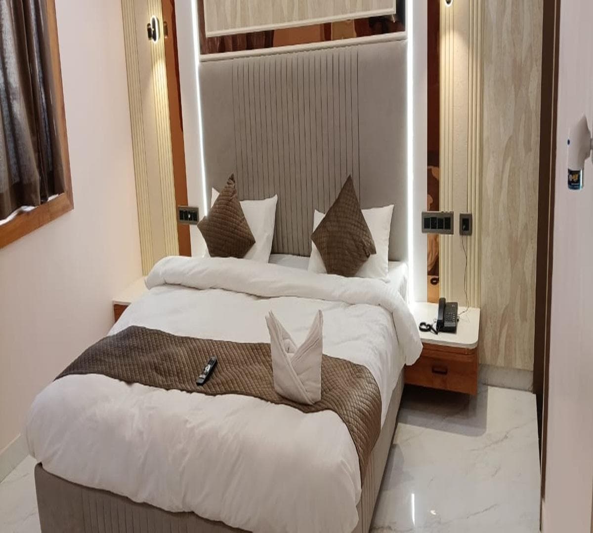 Hotel Spring Vilas photo 2