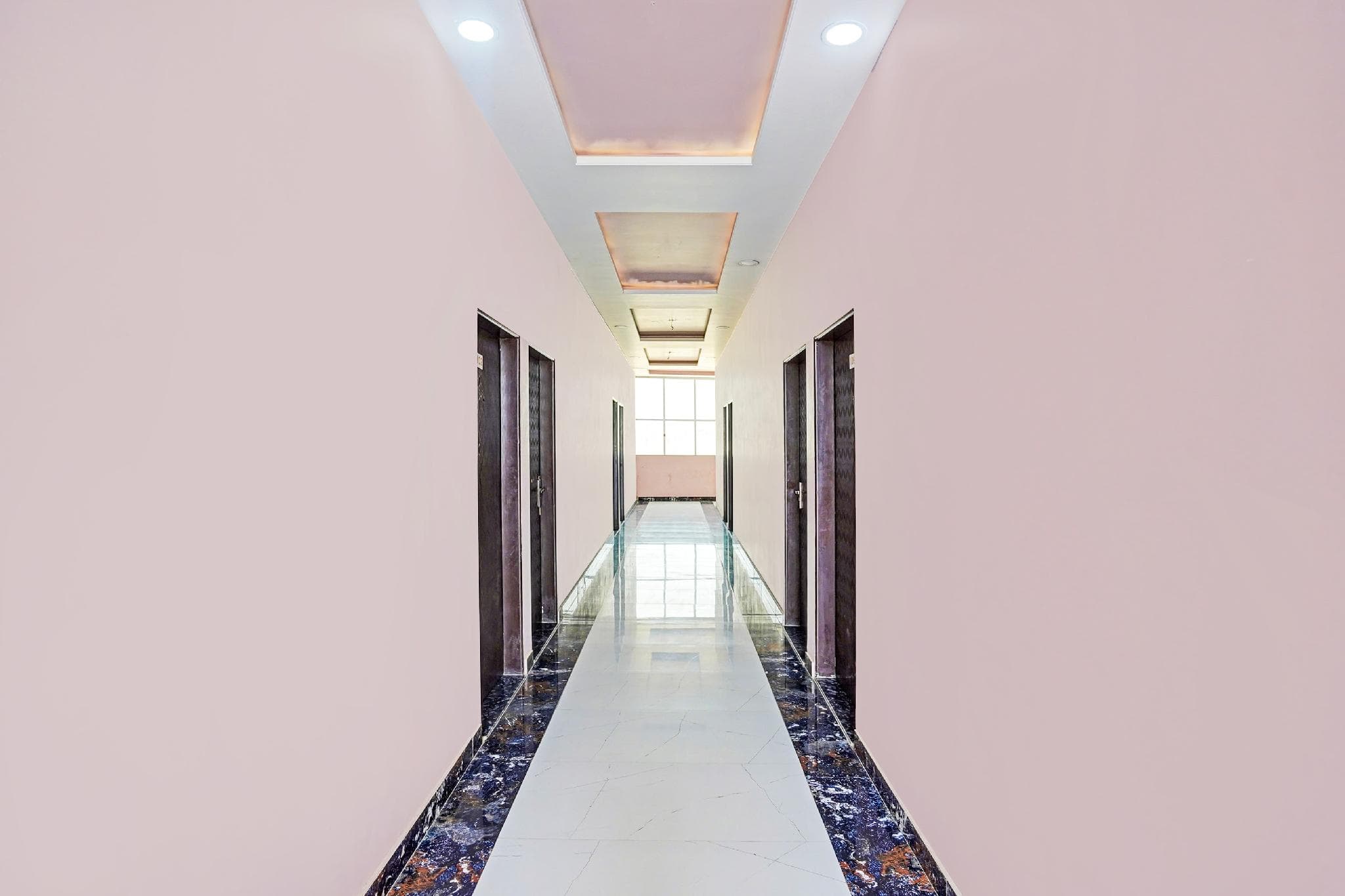 Hotel O Mansarovar Sector 8 Formerly Hotel KV Palace Mansarover Metro Station photo 3