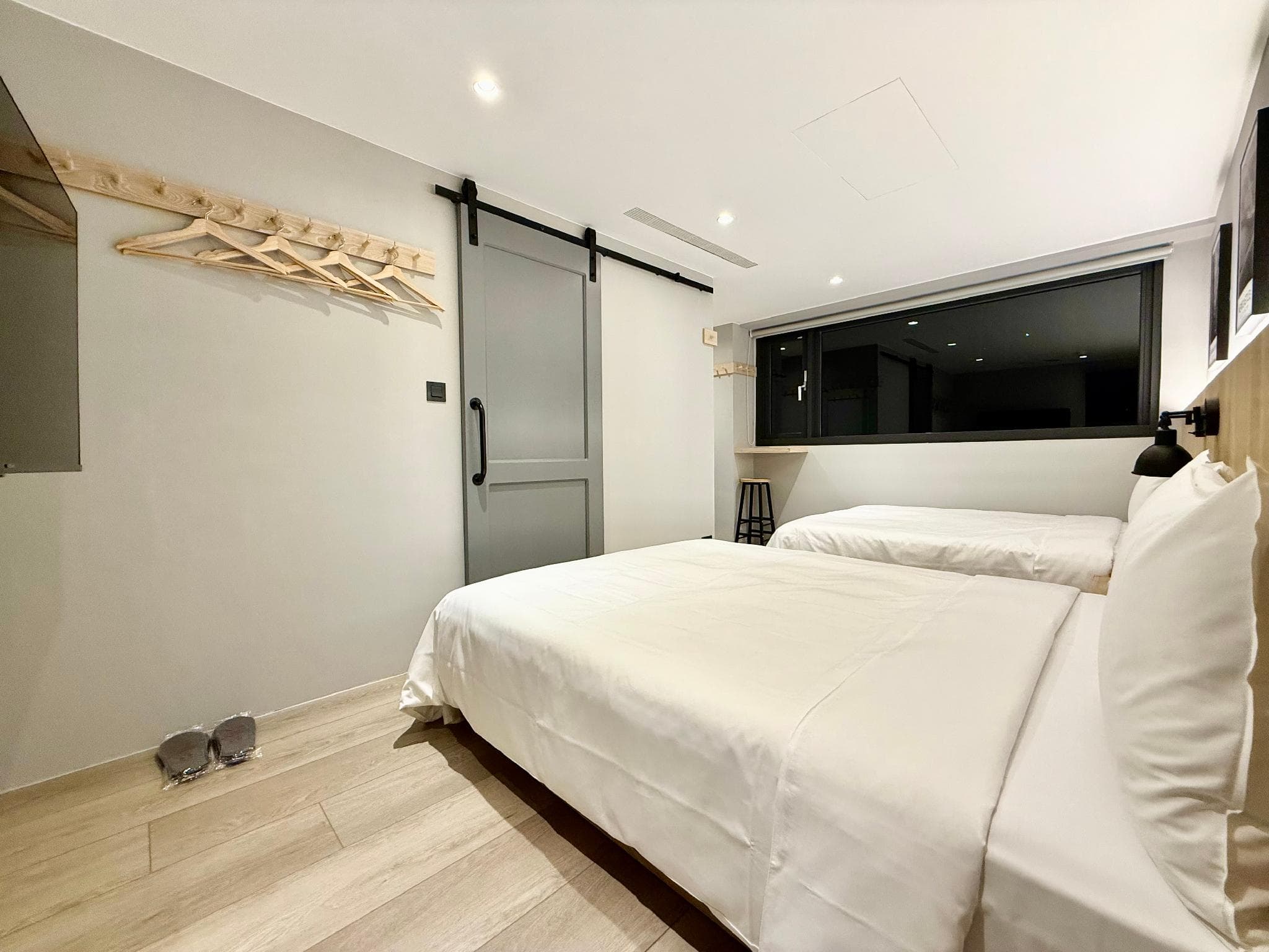N2 Hotel photo 2