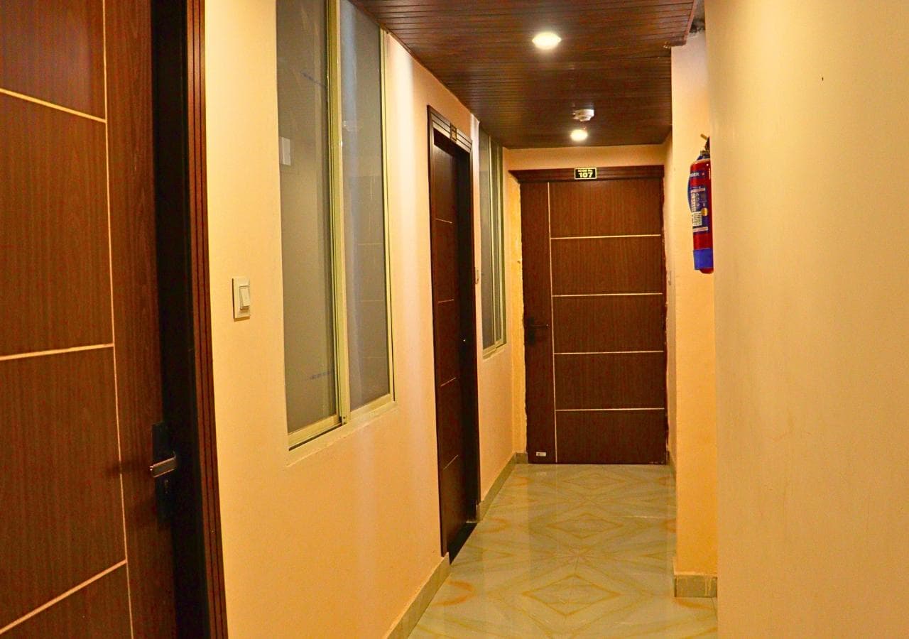 Ganga Riverfront Rooms & Banquet photo 3