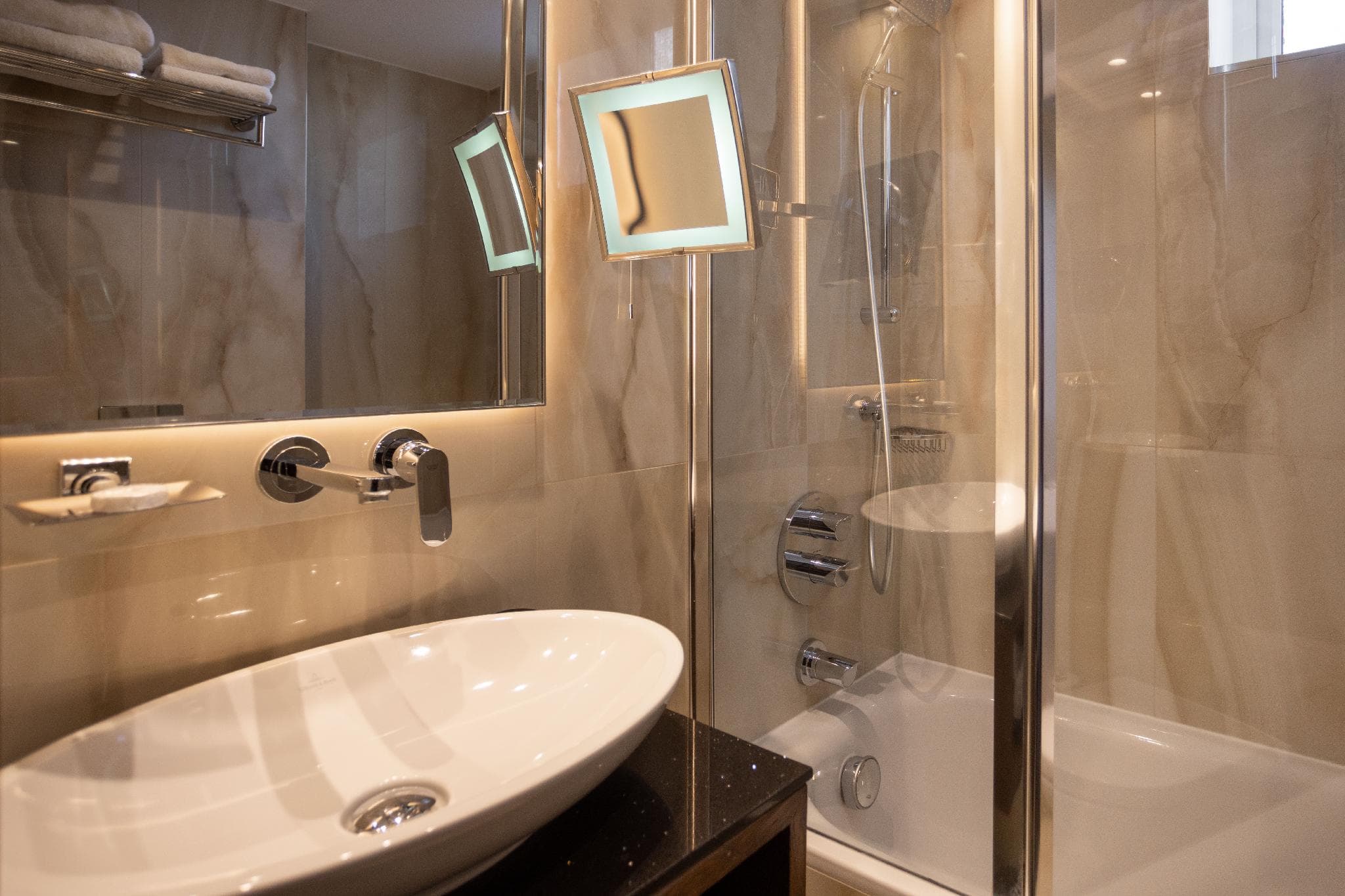 Montcalm Chilworth Townhouse photo 2