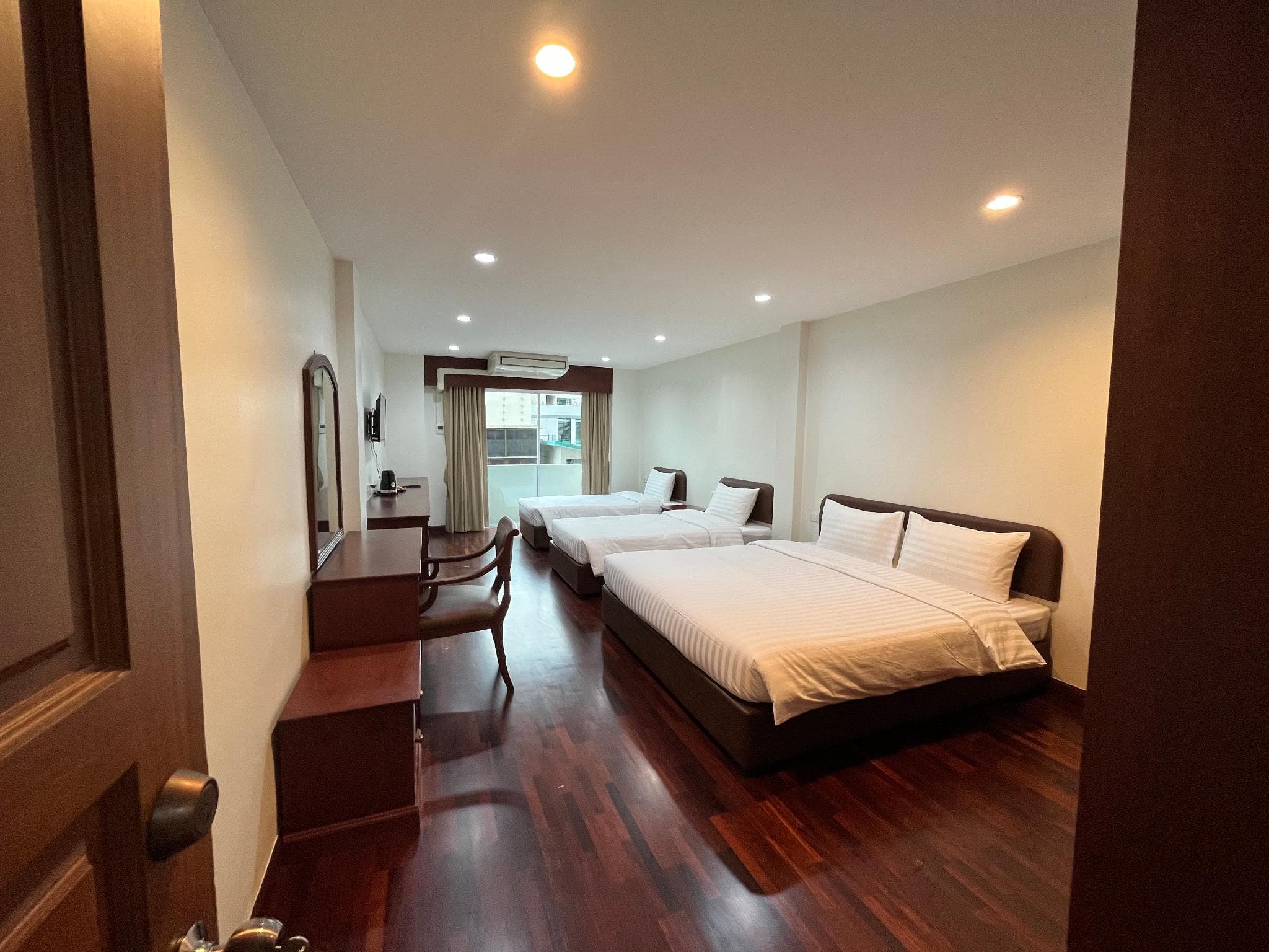 Peace Residence Pratunam photo 3