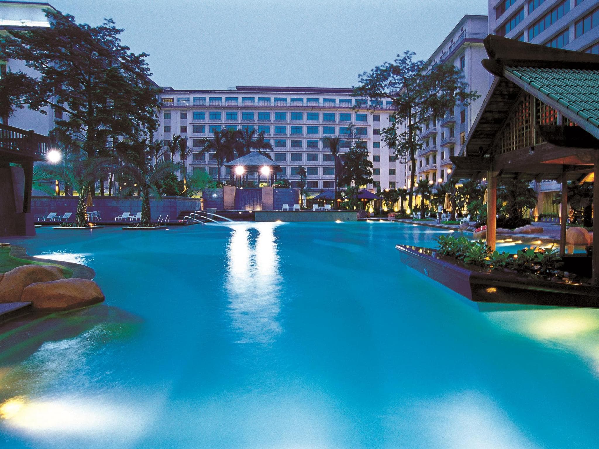Dong Fang Hotel photo 3