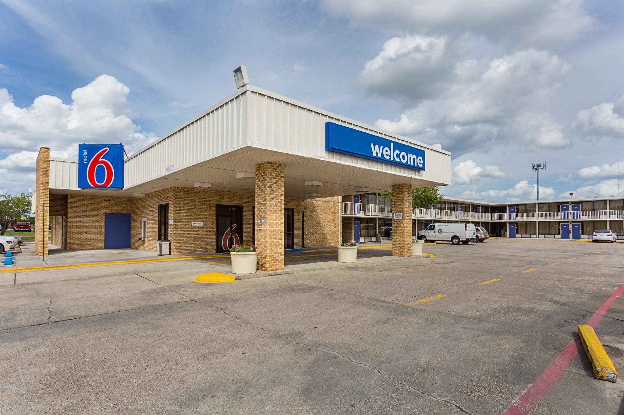 Motel 6 Baton Rouge, LA - Southeast
