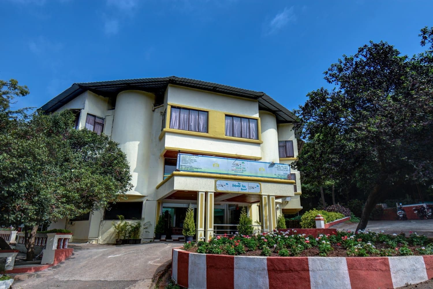 Nature forest view resort photo 2