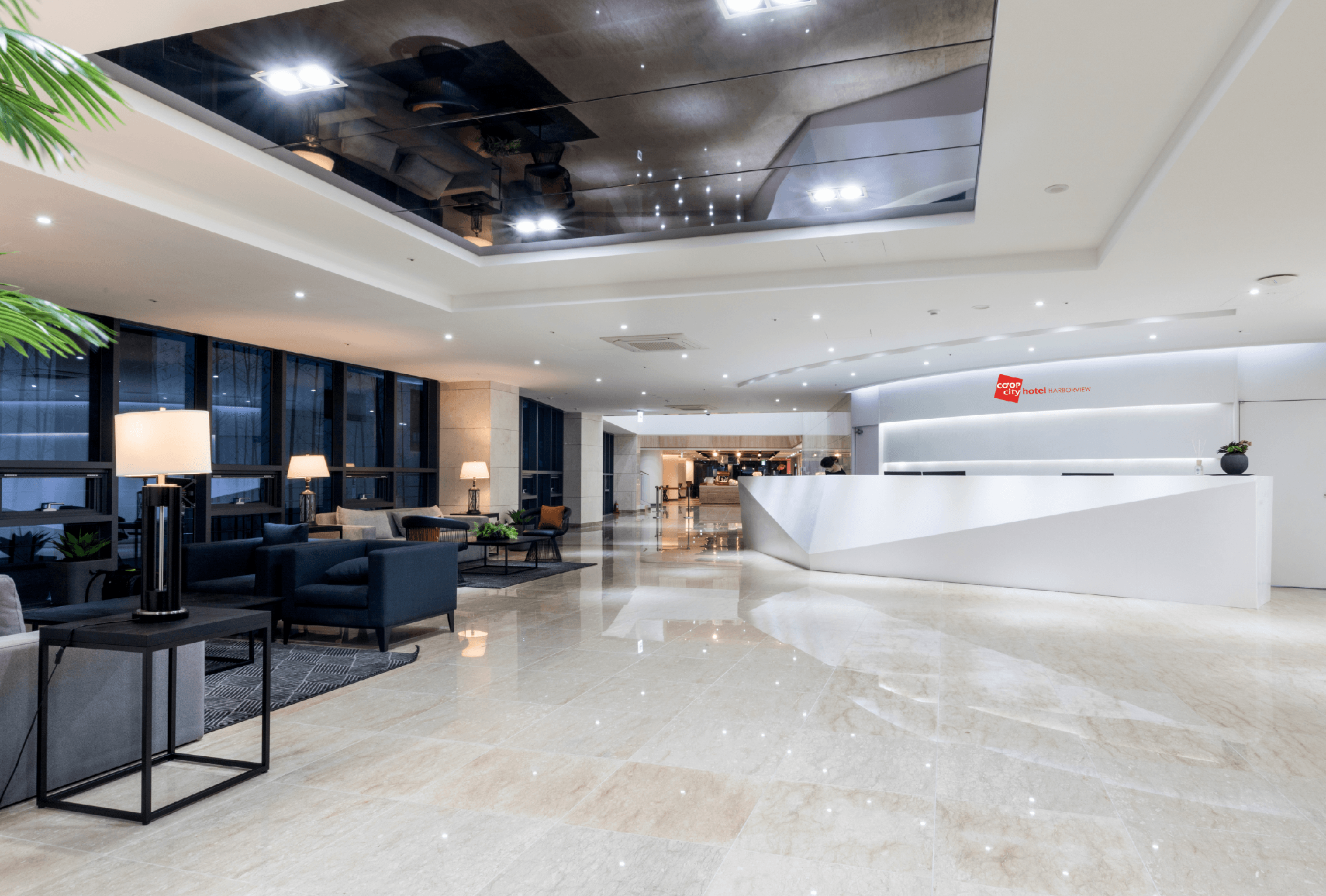 CO-OP City Hotel Harborview photo 4