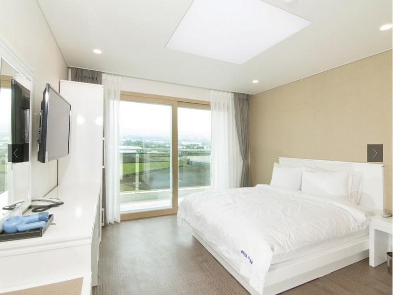 Sea View Hotel photo 2