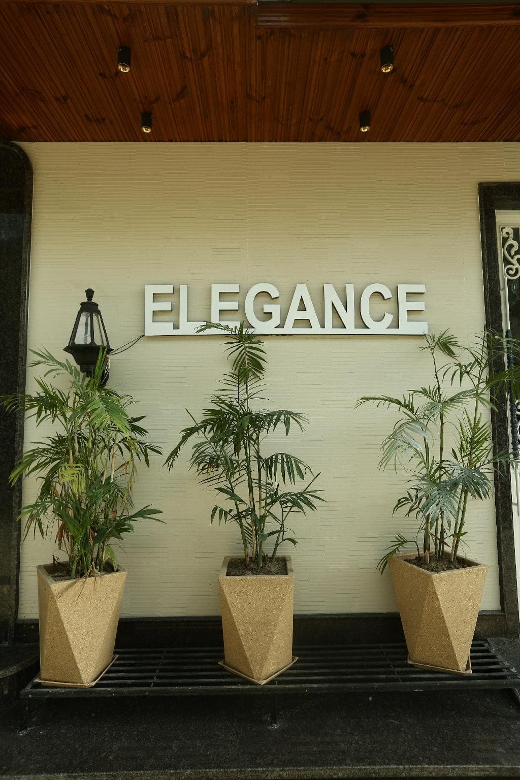 ELEGANCE A BOUTIQUE STAY photo 3