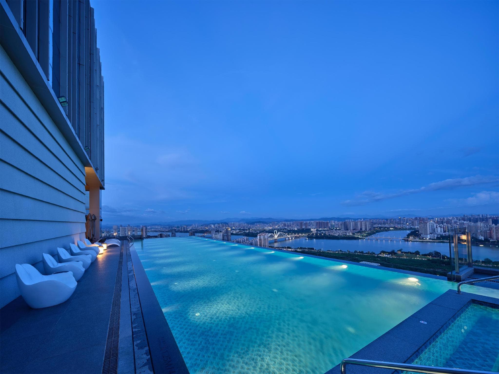 Hilton Huizhou photo 3