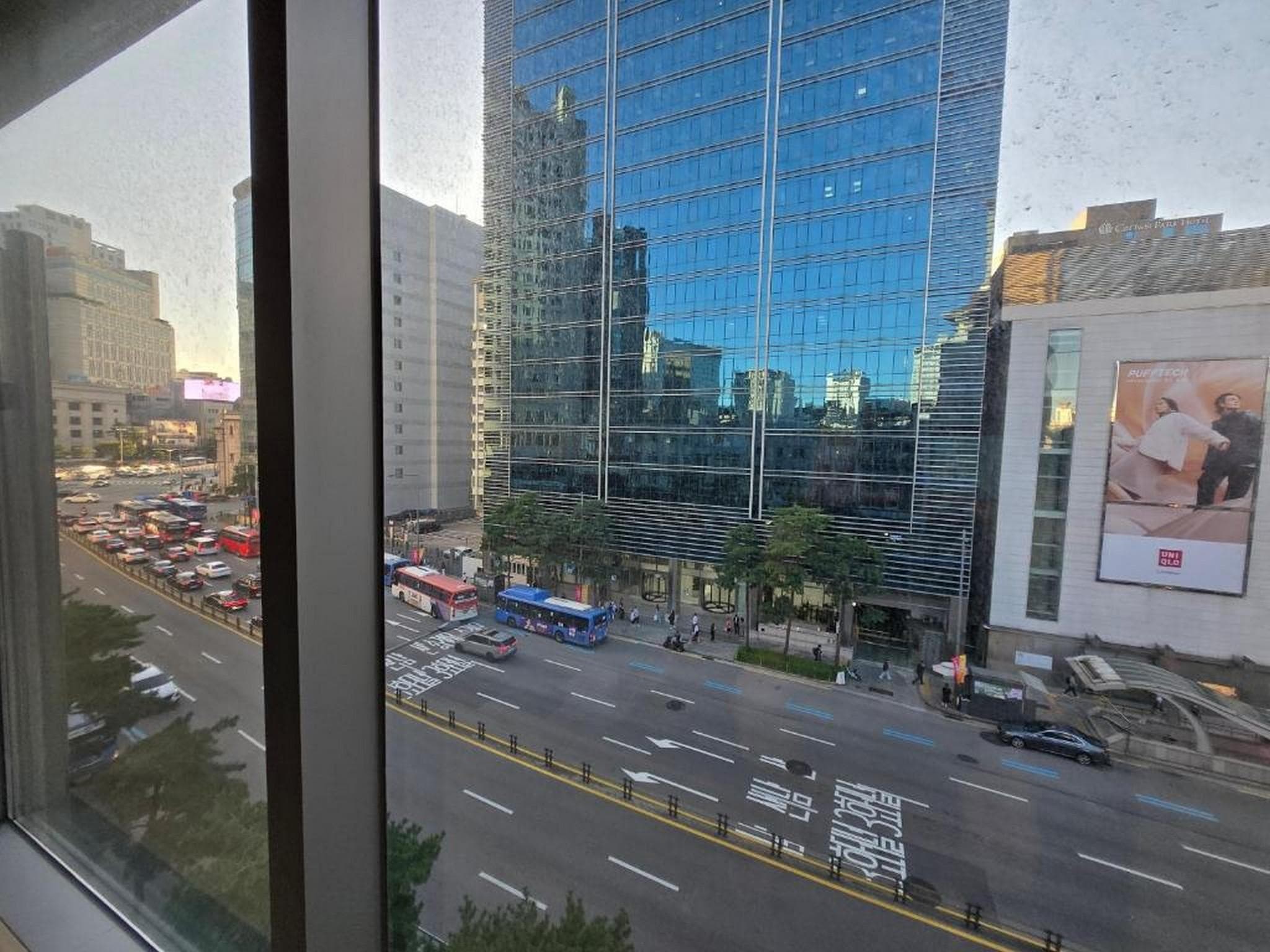 Uhoostay Myeongdong Guesthouse photo 2