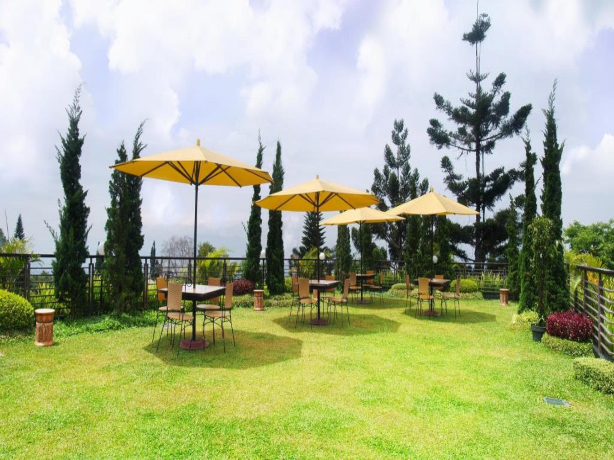 Gumilang Regency Hotel by Gumilang Hospitality photo 4