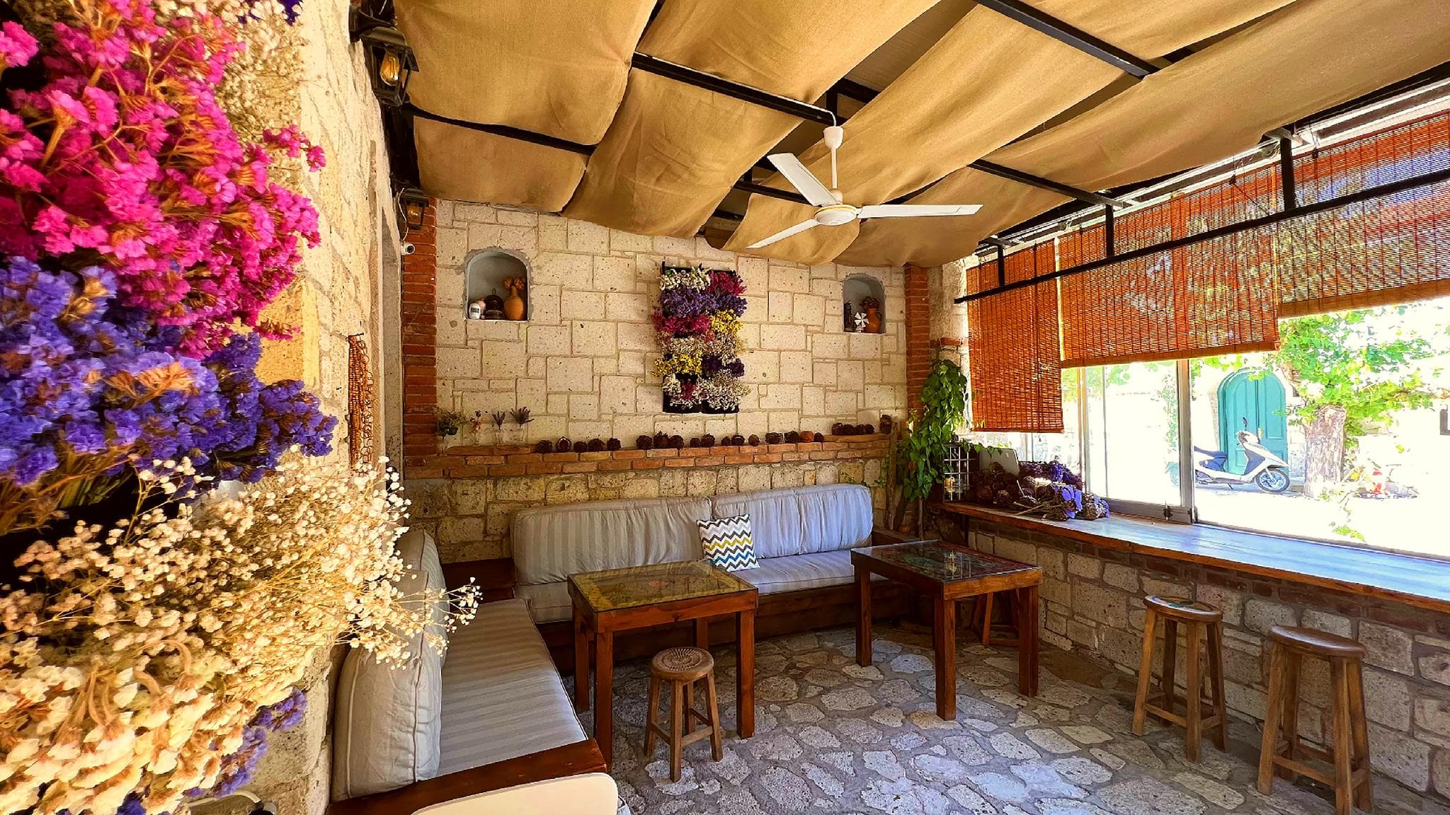 Alayaz Hotel