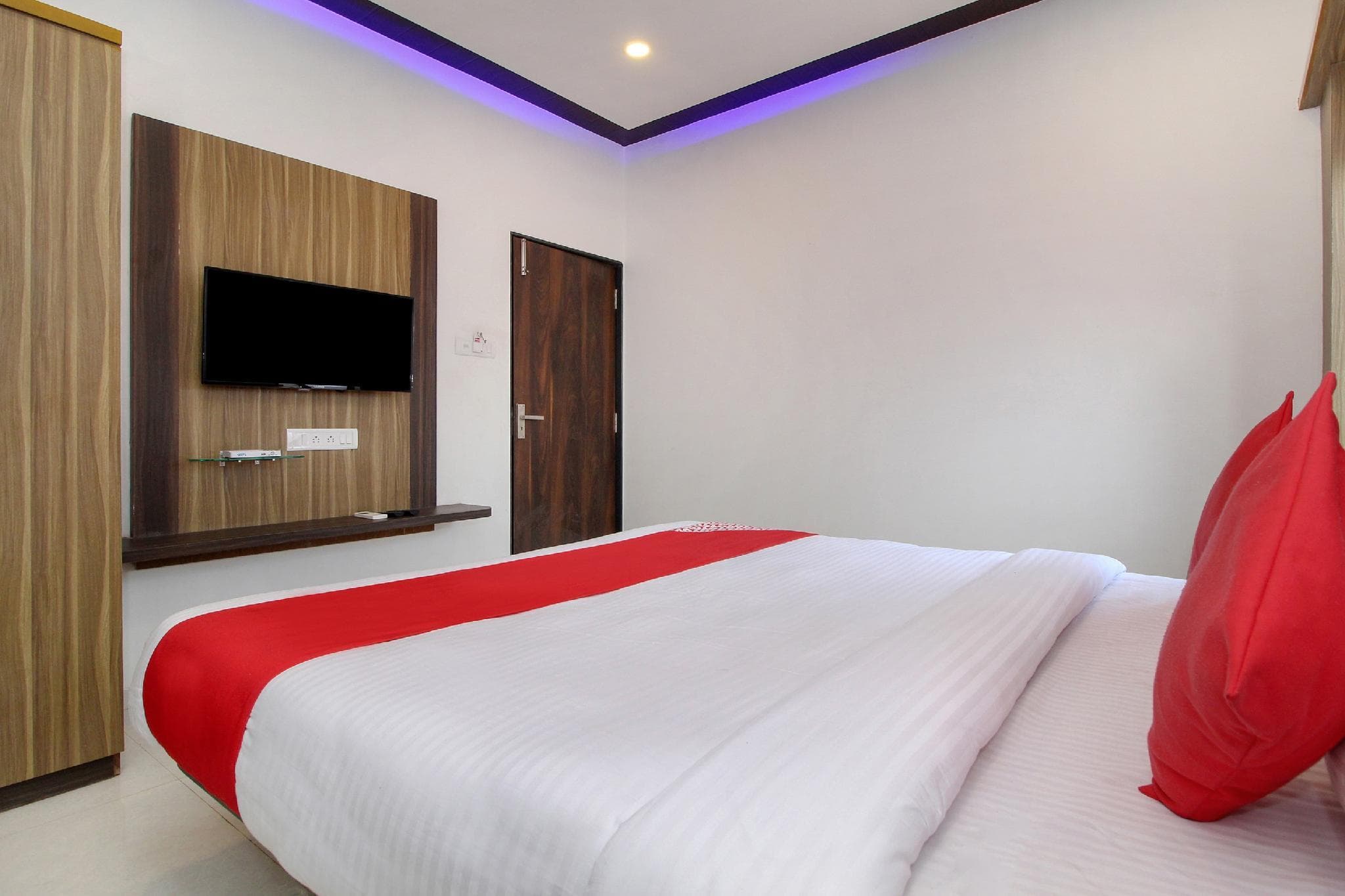 OYO 38421 Hotel Sarthak Residency photo 4