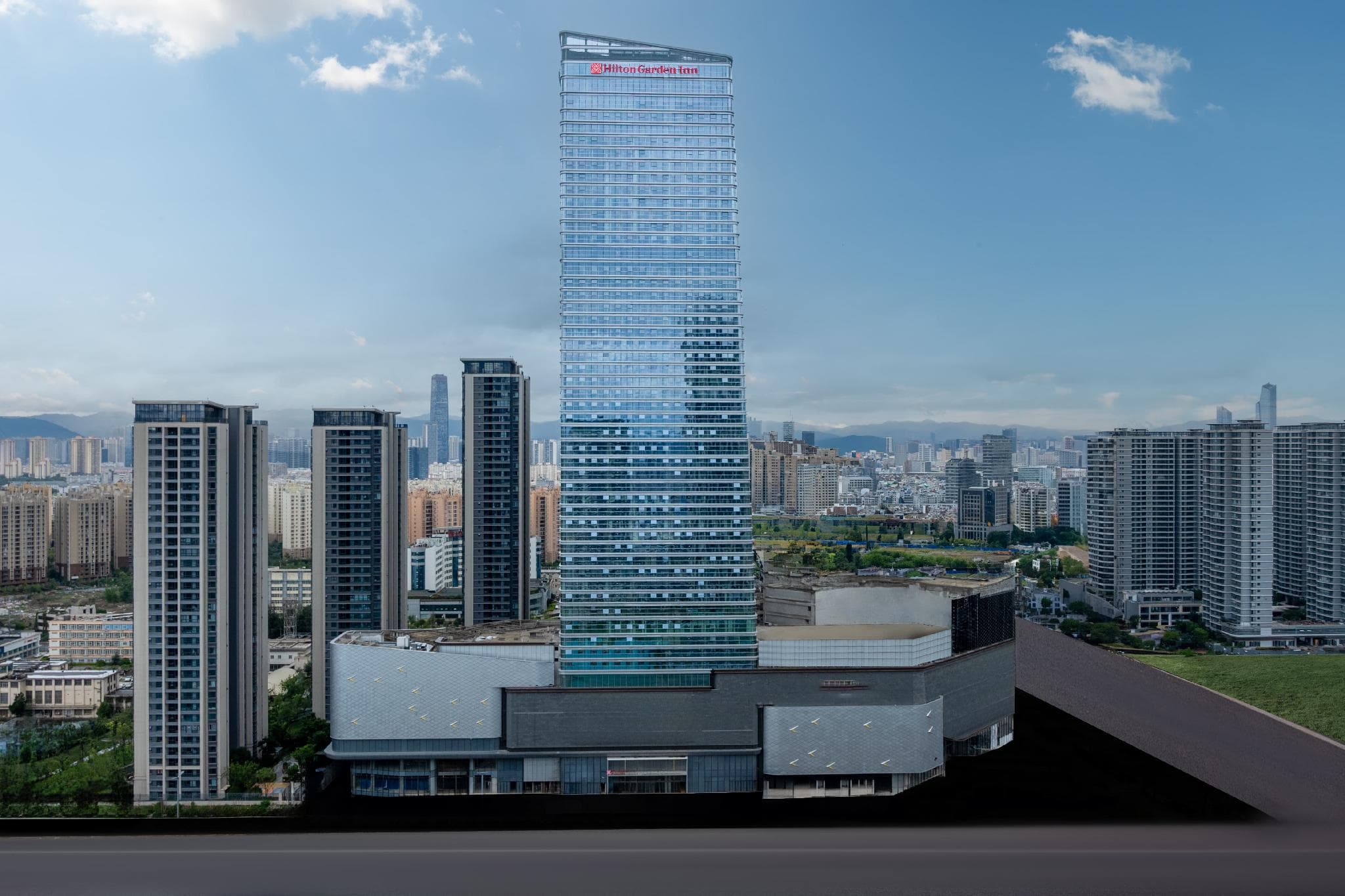 Hilton Garden Inn Kunming Railway Station South photo 3